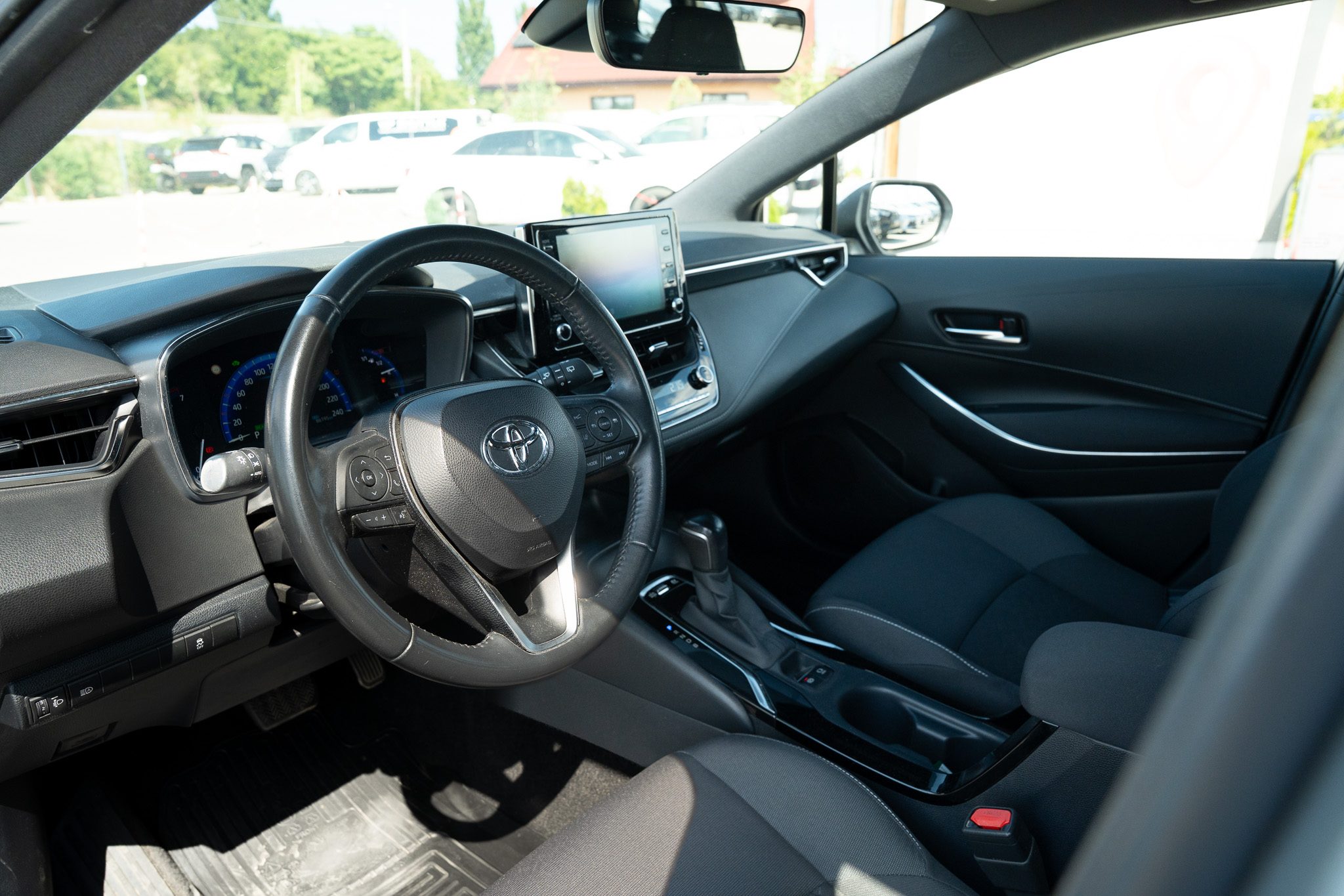 Toyota Corolla 1.8 Hybrid Dynamic HSD TS E-CVT (2021)