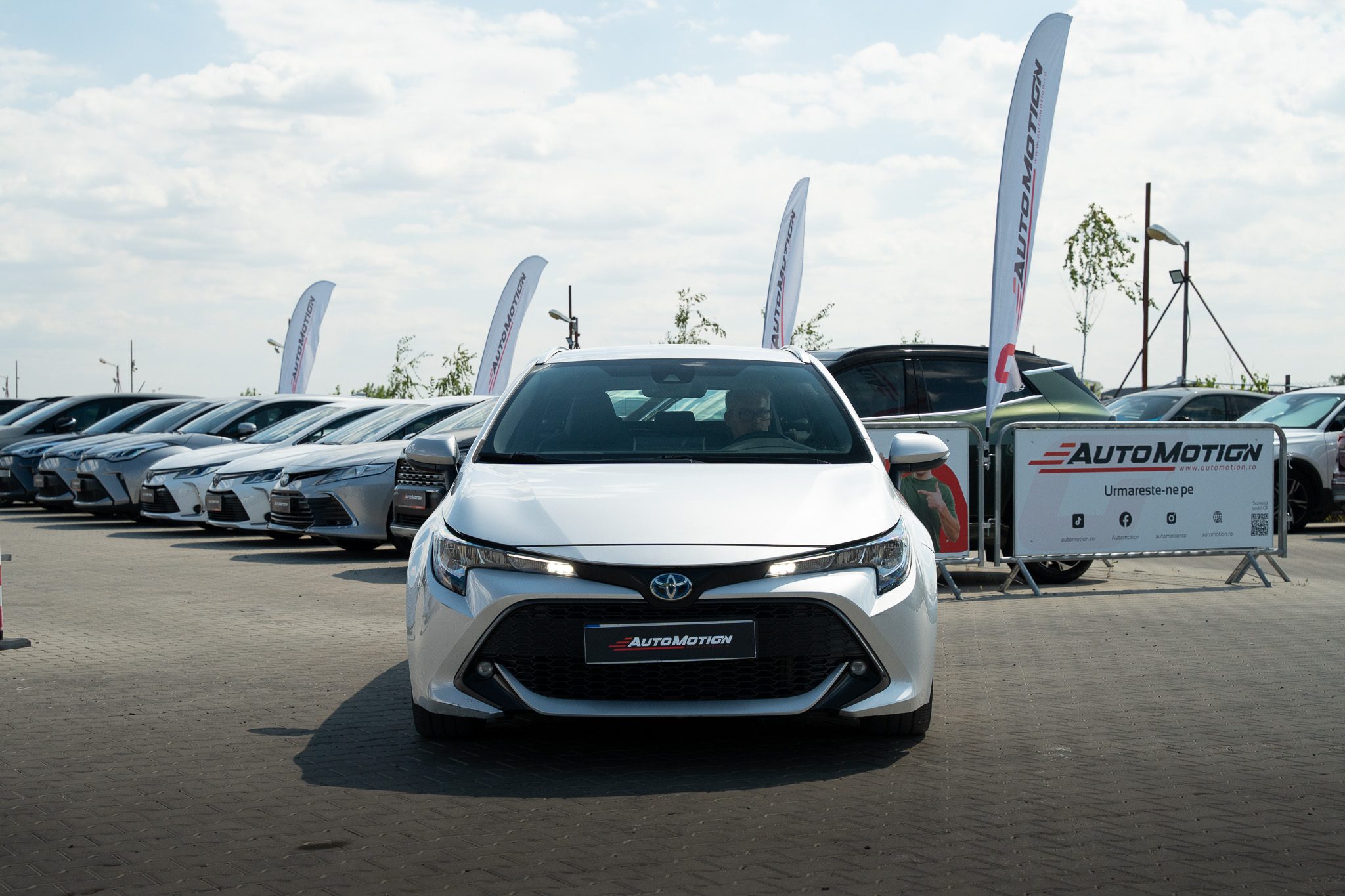 Toyota Corolla 1.8 Hybrid Dynamic HSD TS E-CVT (2021)